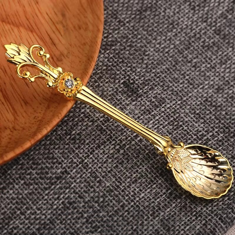 New Vintage Multiple Patterns  - Vintage Collectible Spoons review and price